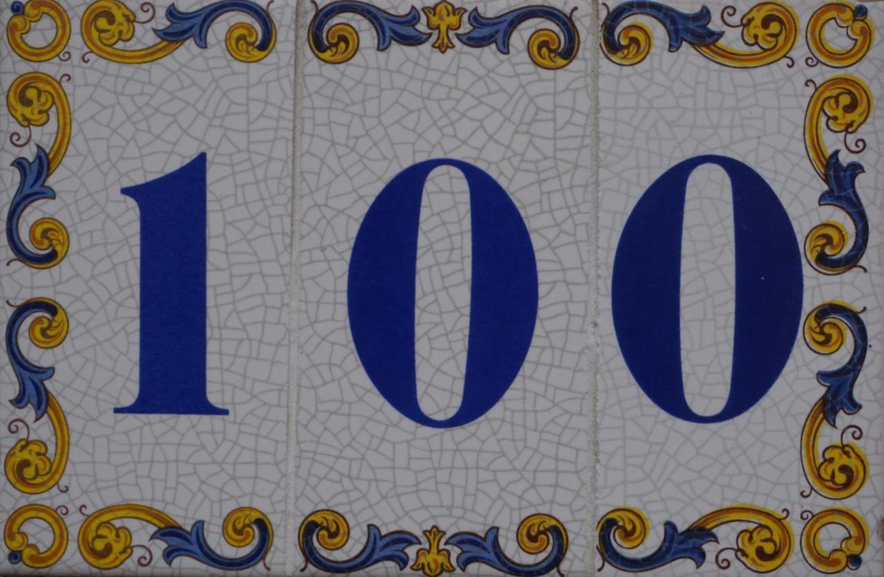 Le 100 Carcassonne Exterior foto